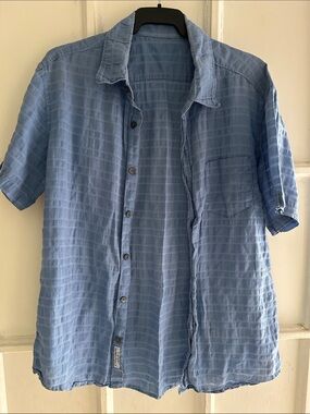 Jill Stuart Men’s Light Blue Short-Sleeve Button-Down Shirt